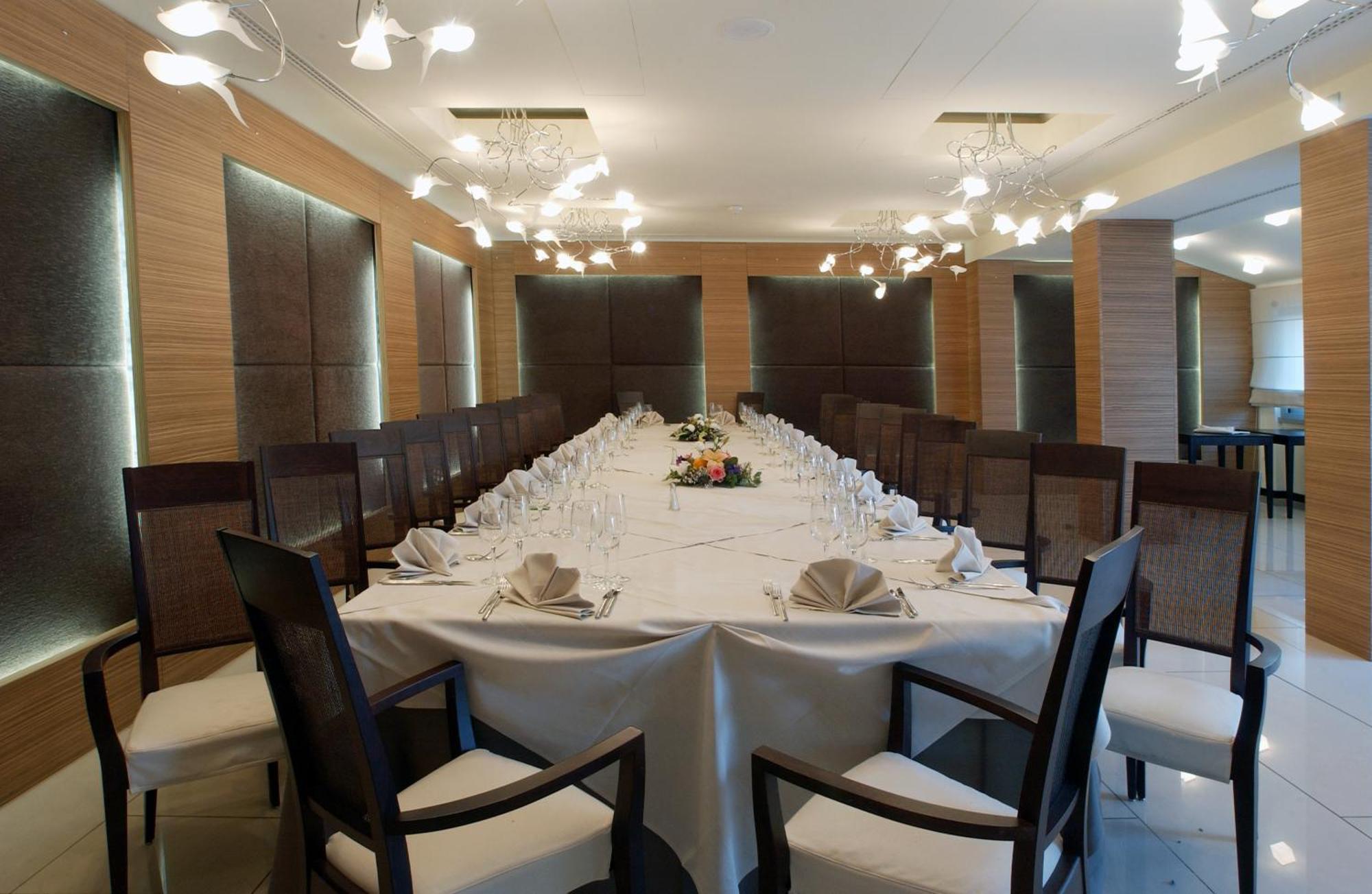 Inverigo Hotel Екстер'єр фото