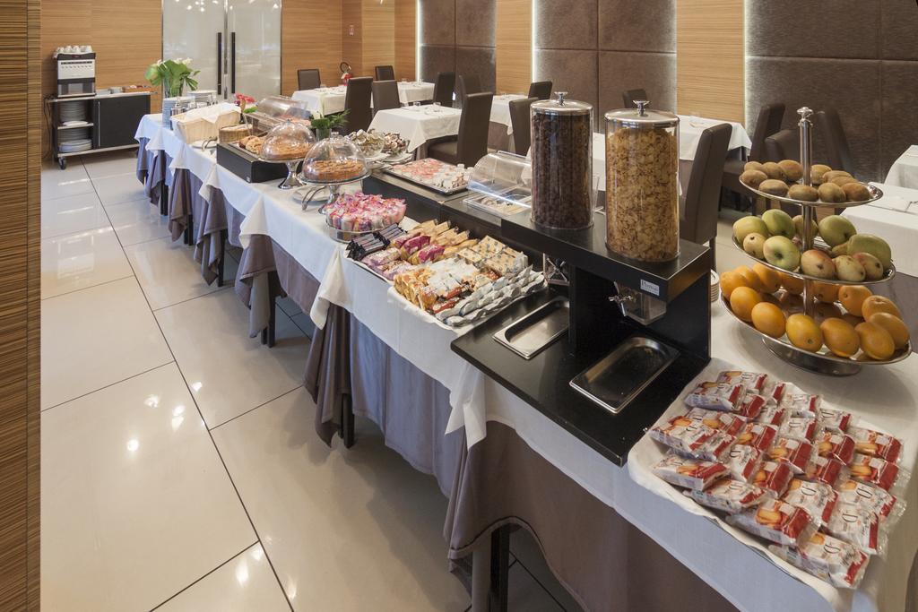 Inverigo Hotel Екстер'єр фото
