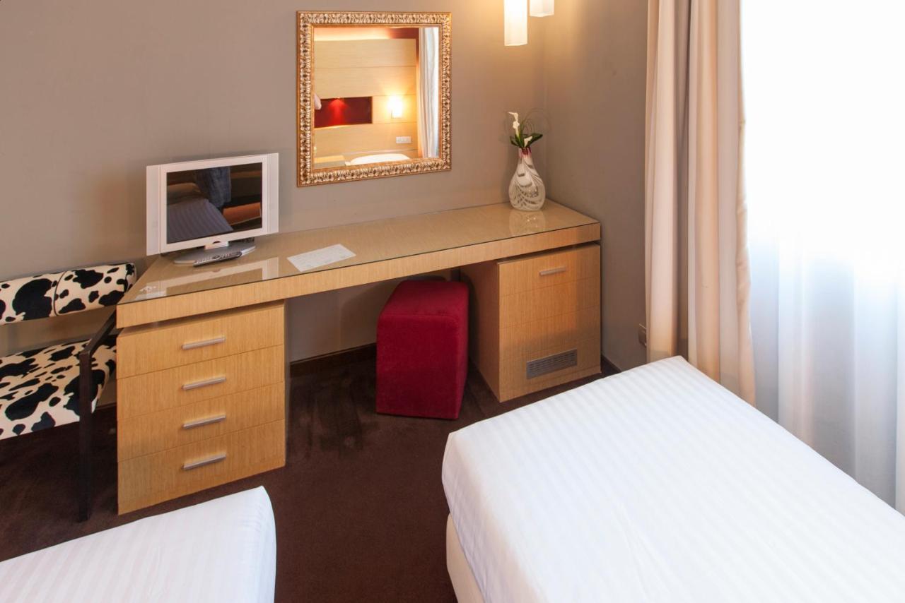 Inverigo Hotel Екстер'єр фото