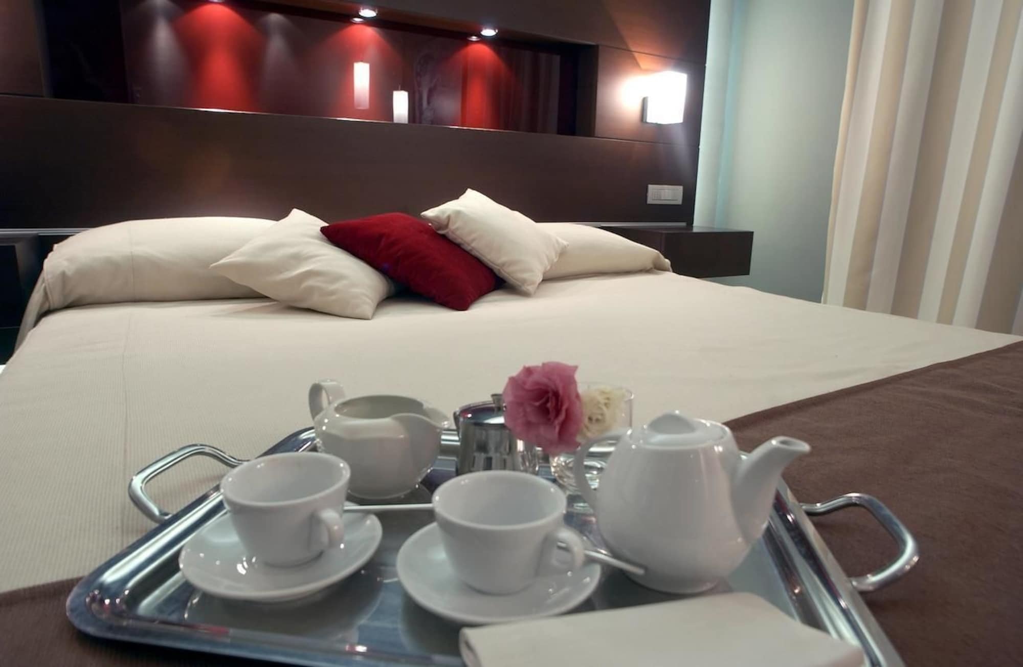Inverigo Hotel Екстер'єр фото