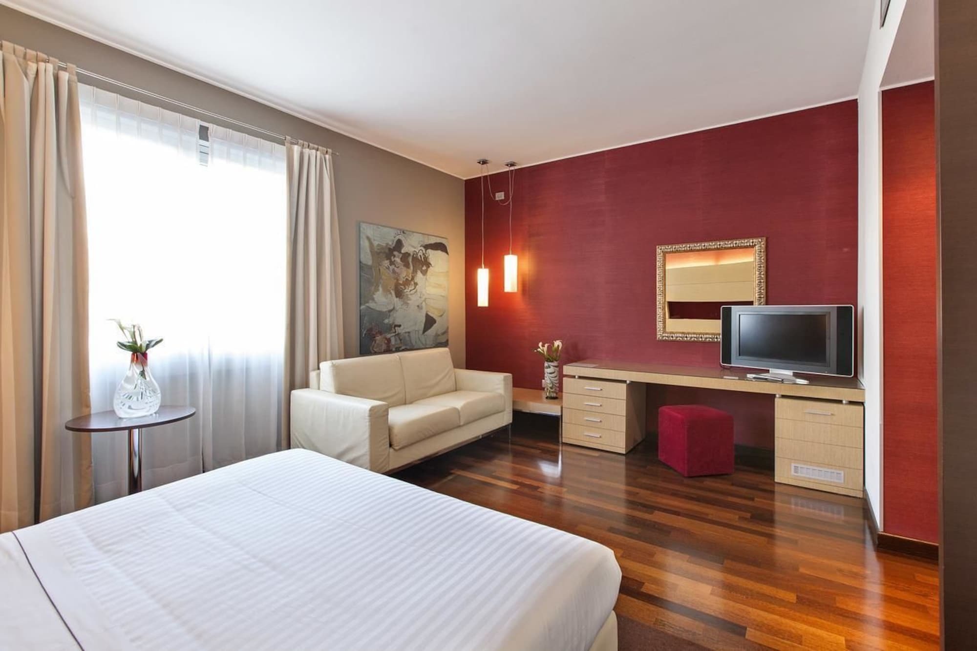 Inverigo Hotel Екстер'єр фото