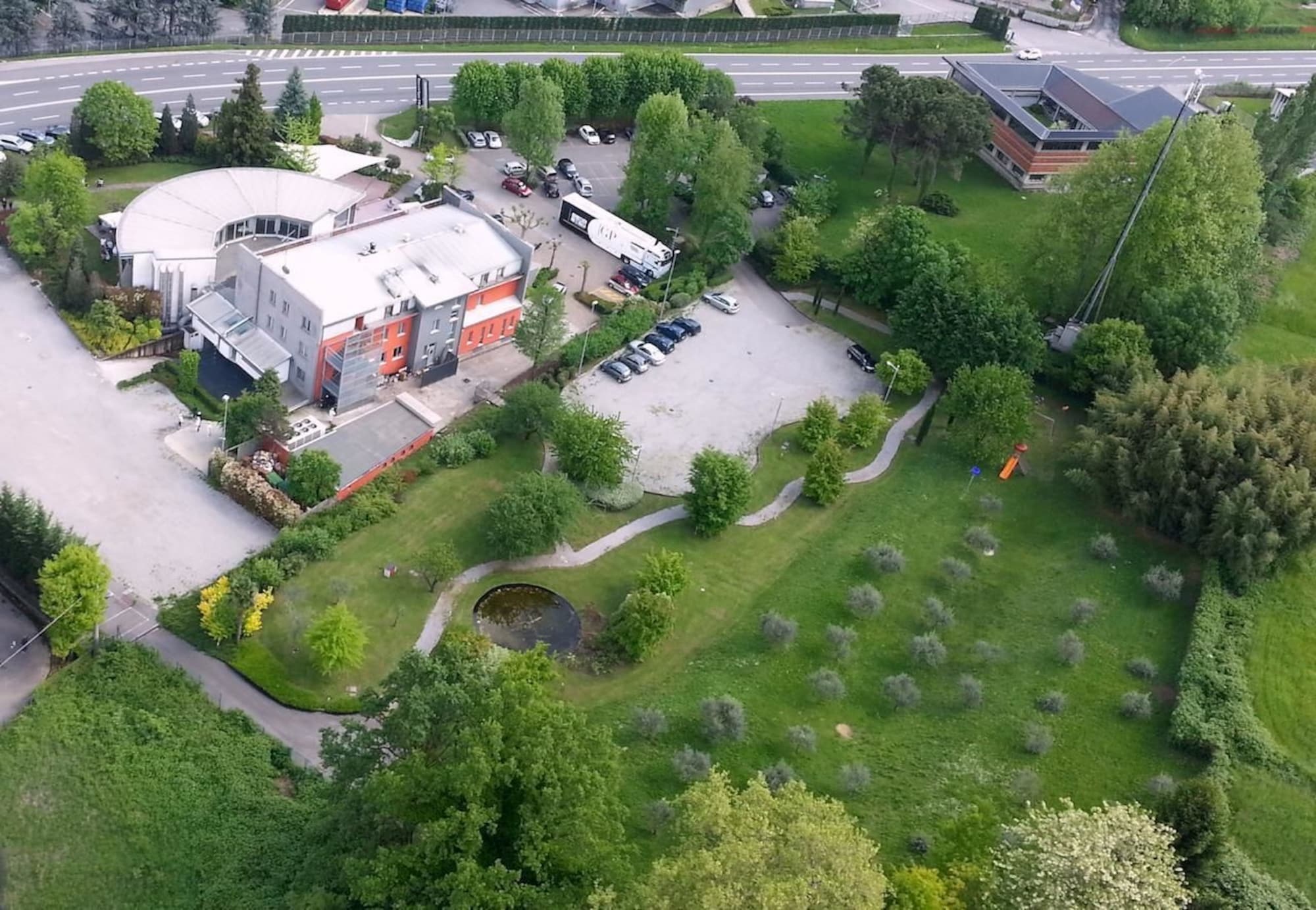 Inverigo Hotel Екстер'єр фото