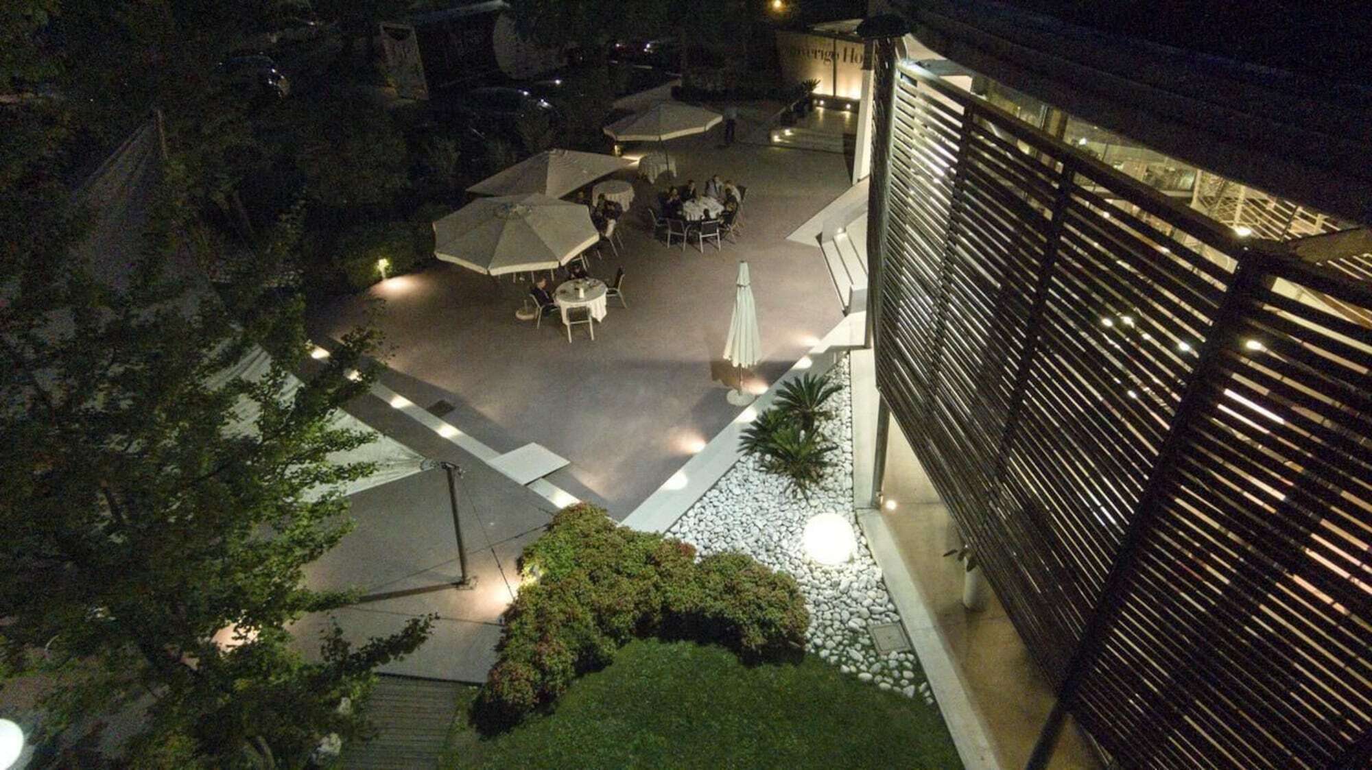 Inverigo Hotel Екстер'єр фото